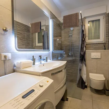 Holiday Home Galizana Villa Galižana